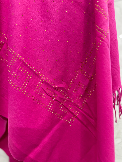 The vibrant magenta combined with the delicate gold stone work gives it a very luxurious, "royal" feel.